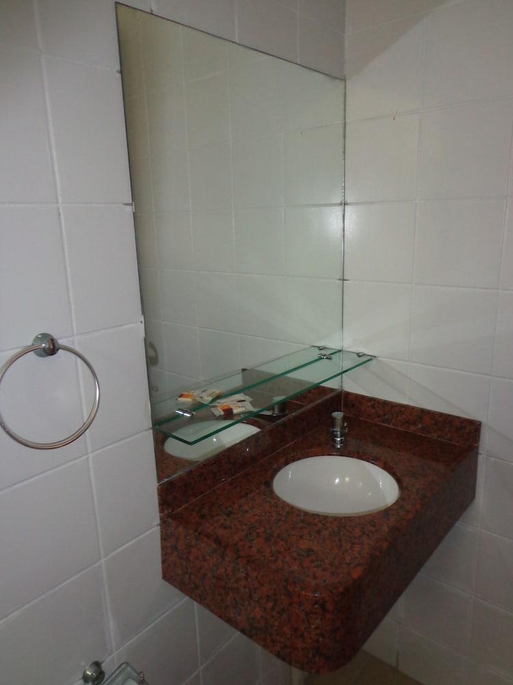 Hotel Italia - Na Beira Mar Rn 3*
